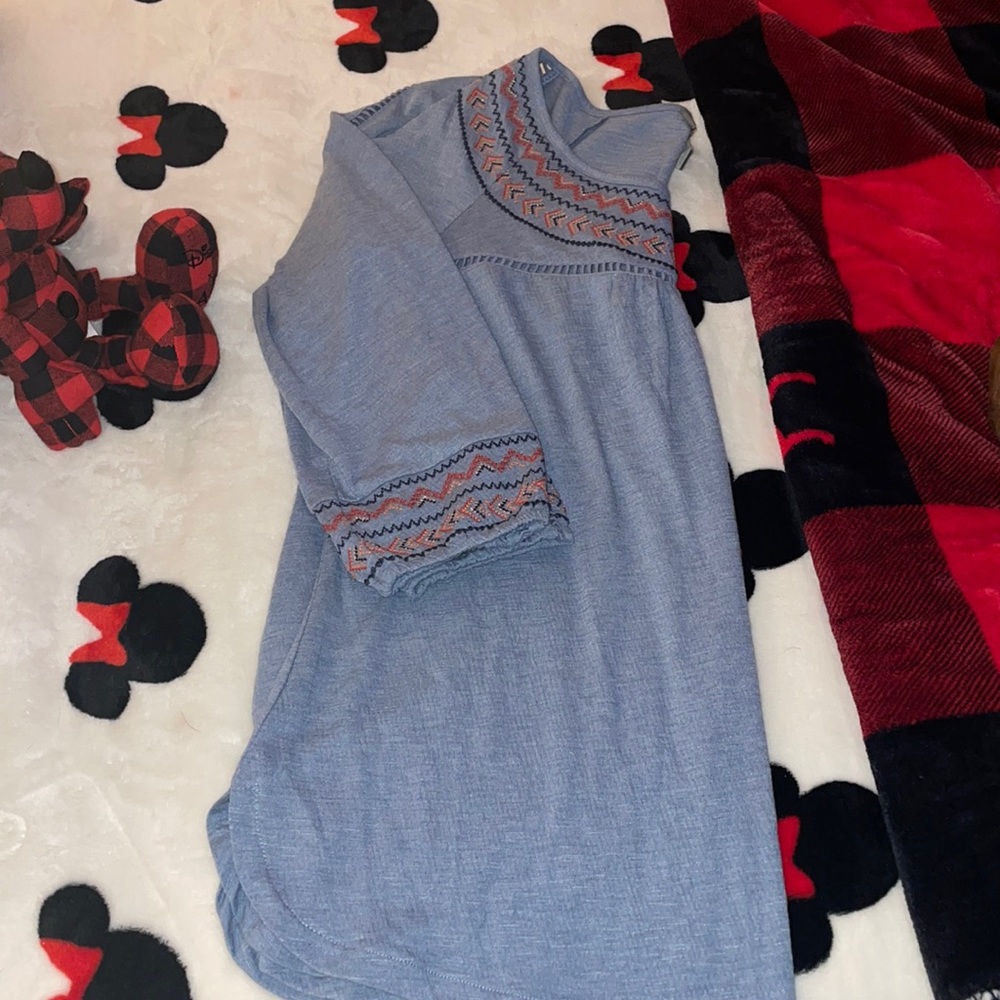 Cute Top from Natural Reflections -GUC- Size Large